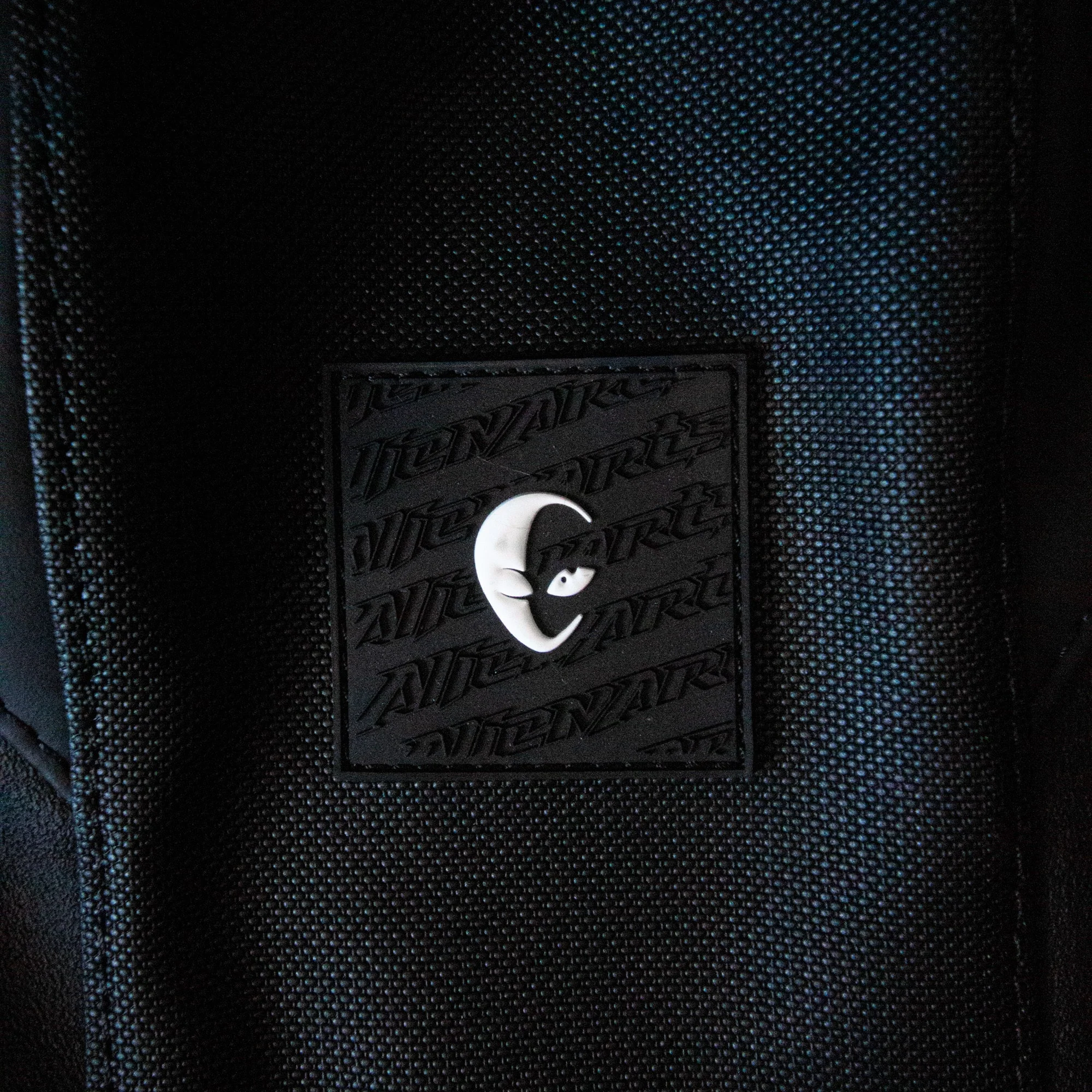 Housse de selle AlienArts x LeatherGuy (Limited Edition) - Image 4