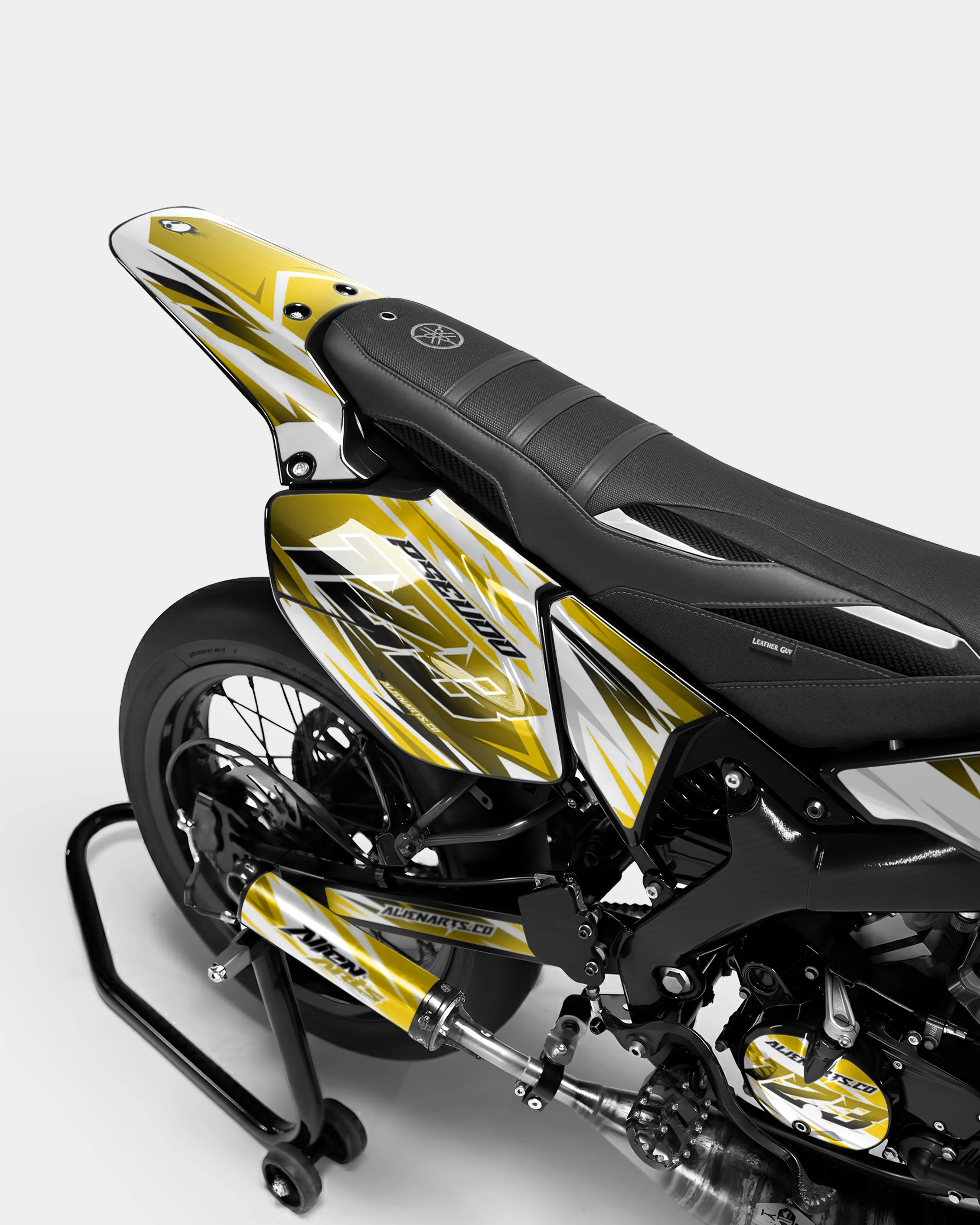 ONYX - Kit deco YAMAHA DT 50cc - Jaune foncé - Image 3