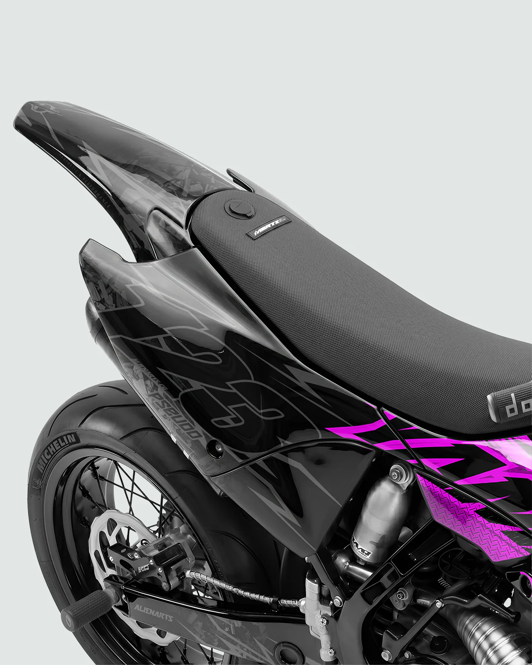 PULSAR - Kit Déco Supermotard Semi-Personnalisable - Rose - Image 3